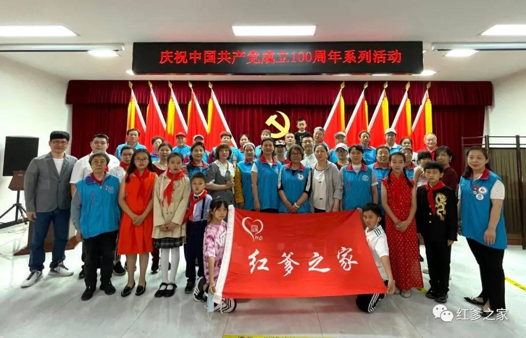 老婆怀孕6个月了，要过生日了，送什么好呢？游戏画面